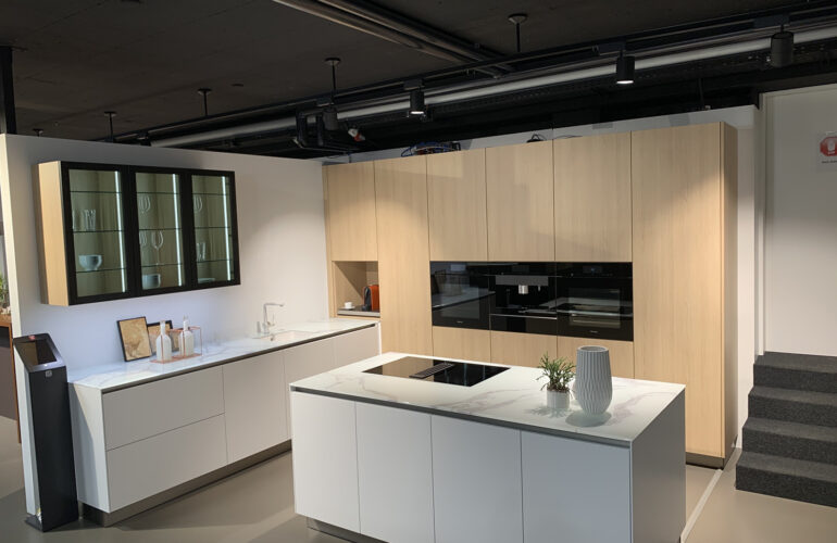 IN8 AG - Ihr Anbieter für Küchen in der Schweiz